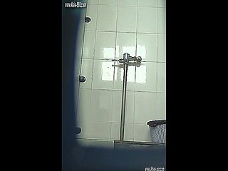 китайские девушки идут toilet.123
