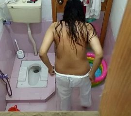 mi primo conseguir numbing ducha escena completa