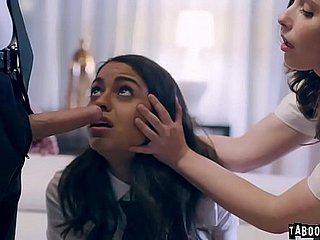 Onu Viyana Siyah sınıf arkadaşı ve onun Justin Hunt stepbro ve 3some başladı seks içine kandırdın tarafından Bakire kolej bebek Casey Calvert davet etti.