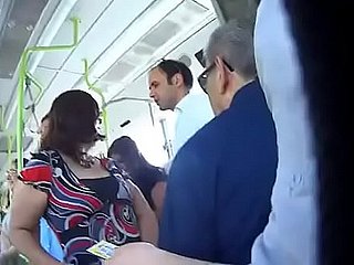 encoxada en xe buýt