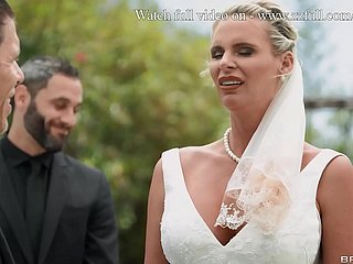 Bridezzilla: Fuckfest на свадебной части 1 - Феникс Мари, Салли Д'Анджело / Браззерс / Поток заполнен