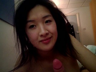 素敵なガールフレンドが飲み込みます