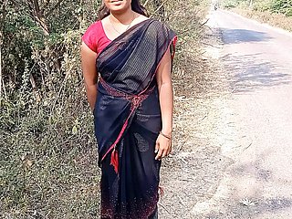 Road Up to scratch Khadi Ladki Ko 2000 de Kar Ghar Ghar Pe Lakar Thoka