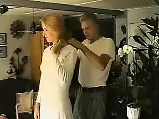 Młoda para ze starą parą Swinger