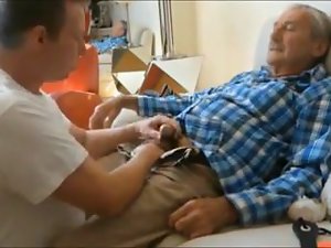 Grandpa comprehend blowjob hard by young challenge