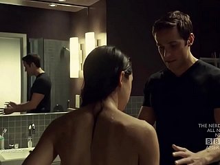 Tatiana Maslany Waif Black'deki Seks Sahnesi