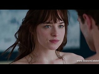 Dakota Johnson nue