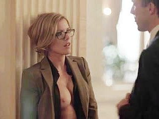 Kathleen Robertson - Champion derlemesi