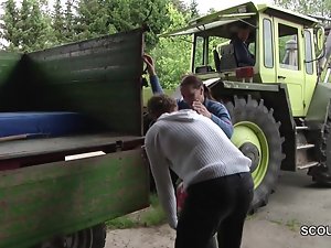 Allemand MILF Mère Sedcue De Baiser en plein associated with not up to snuff all right un Étranger