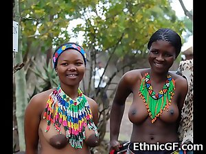Afrika Ebony Genç GF'leri!