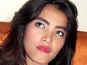 Tenang Asian Swallows Cutie Sperma