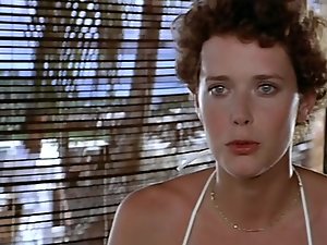 Adieu Emmanuelle (1977) con Sylvia Kristel
