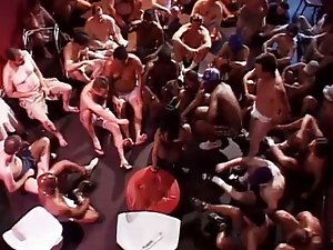 शर्मीली लड़की, उसके लिए 40 भार