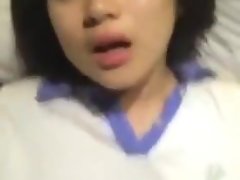 大規模なひげのもう一つのタイのティーン