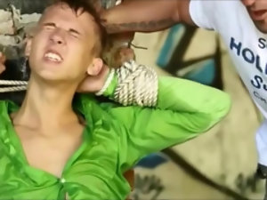 ہم جنس پرستوں جنسی غلام اپنے پچھواڑے بڑھا جاتا ہے