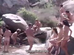 عائلات العراة رحلة إلى جبال (1960s خمر)