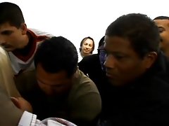 गोरा, 50 भार चाहता है