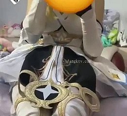 il femdom cinese calpesta Q2985868019