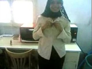 Arab hot girl