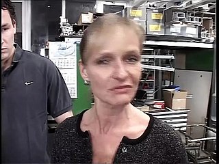 Von Monsterschwänzen gevögelt - Folge 1
