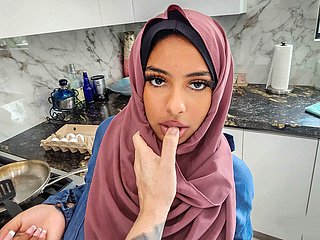 تحتاج النساء العربيات إلى تعلم بعض الأشياء