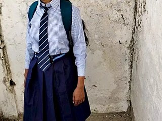 Primera vez sexual spot of bother una colegiala india en un pueblo - MMS viral