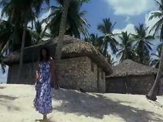 कैनिबल्स की पपीता प्रेम देवी
