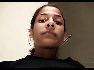 Eunique's Hairy Clit