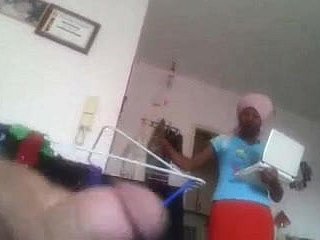 Femme de ménage tittle - uflashtv.com