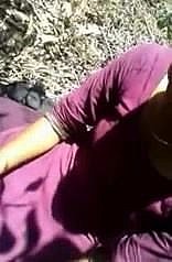 Sexy indian zewnątrz zabawy z bf