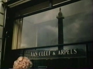 Le cauchemar de Manuela (1981) Nimble Peel