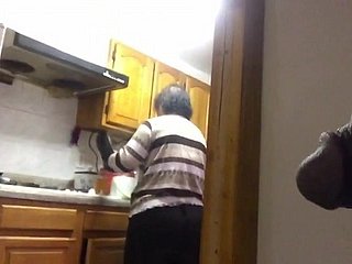 Chinese iota Granny Manhã