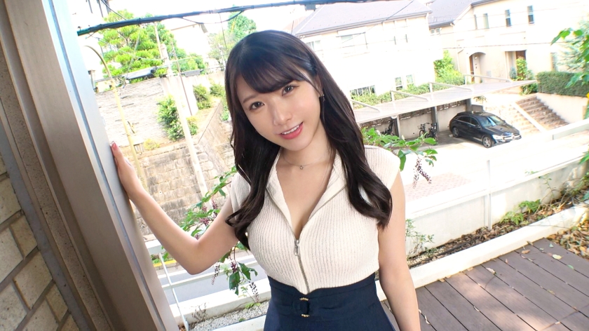 SIRO-5201 笑顔がキュートな綺麗系お姉さんが好奇心からAVに応募！欲求不満な身体を弄ばれカメラの前で大量